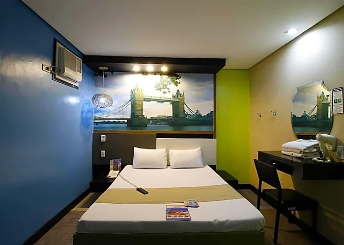 Dreamworld Araneta Cubao 호텔 3*